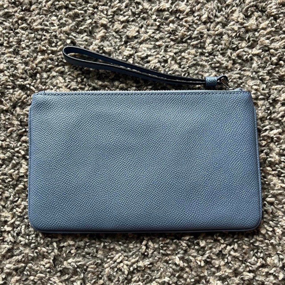 Coach Women Blue Crossgrain Leather Corner Zip Wristlet Wallet F58032 - Picture 2 of 7